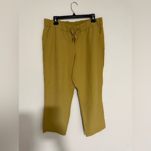 Lululemon Athletica Mustard Cropped Pants - Picture 2 of 5